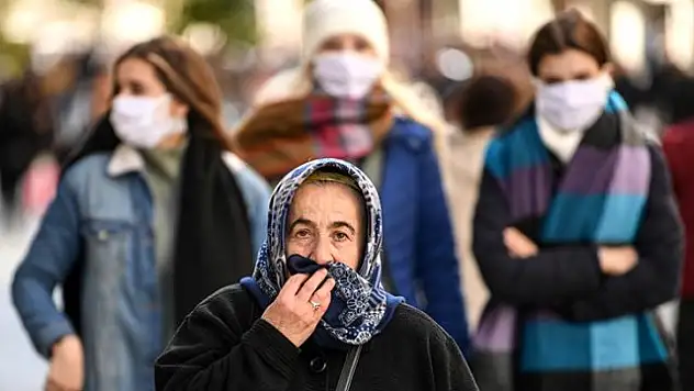 VİRÜS SALGINI BİTMEZSE SOKAĞA ÇIKMA YASAĞI KAPIDA