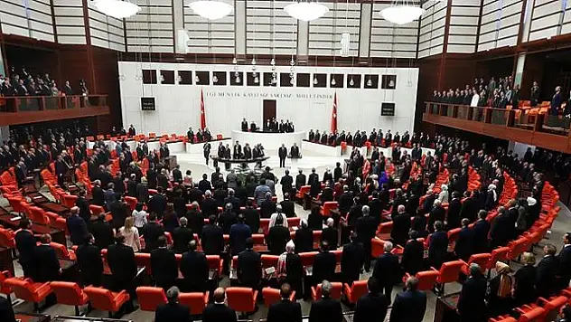 VİRÜSE KARŞI YENİ EKONOMİK ÖNLEMLER MECLİSTEN GEÇTİ!