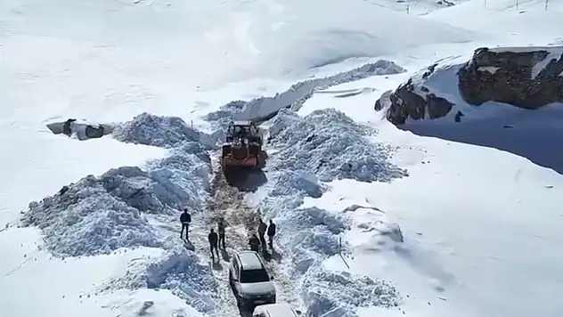 Yahyalı'da karla kapanan maden yolları açılıyor