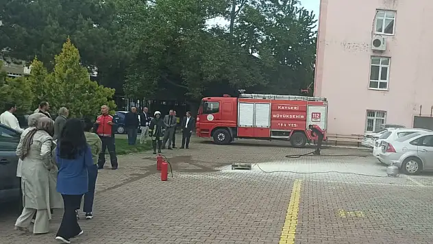 Yahyalı'da yangın tatbikatı ve uygulamalı müdahale eğitimi
