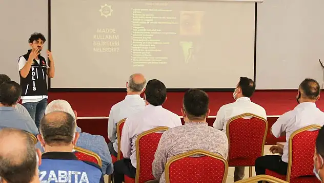 YAHYALI'DA MADDE BAĞIMLILIĞI KONUSUNDA EĞİTİM VERİLDİ