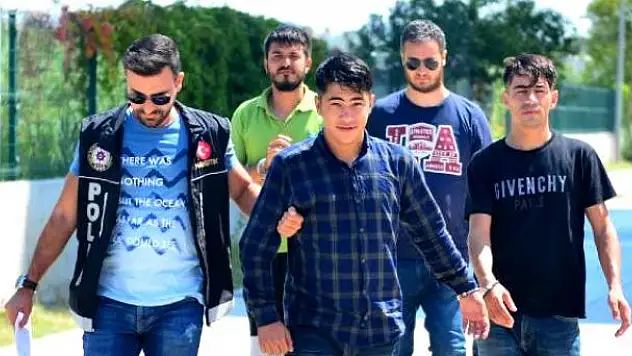 YAKALANAN TORBACIDAN GAZETECİYE İLGİNÇ CÜMLELER