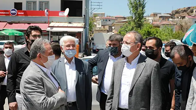 'YALÇIN BAŞKANIM EMEĞİNİ ESİRGEMİYOR'