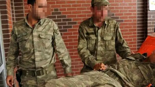 YARALI MEHMETÇİĞİN AMBULANSTA SÖYLEDİKLERİ DUYGULANDIRDI