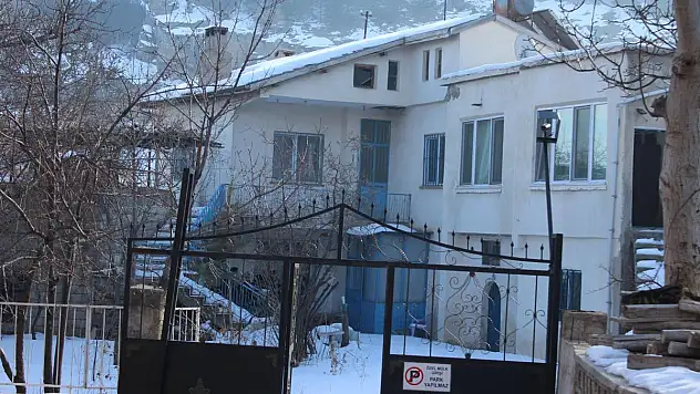 Yaşlı adam evinde ölü bulundu