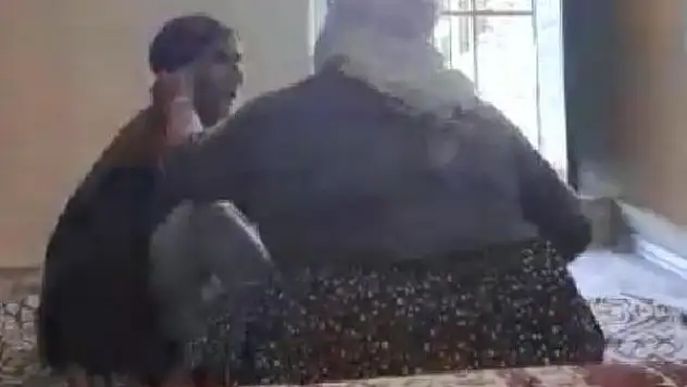 YAŞLI KADINI DÖVEN GELİN GÖRÜNTÜLER ORTAYA ÇIKINCA YAŞLI KADININ MEZARI AÇILDI