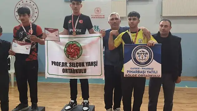 Yatılı bölge okulundan Türkiye üçüncülüğüne