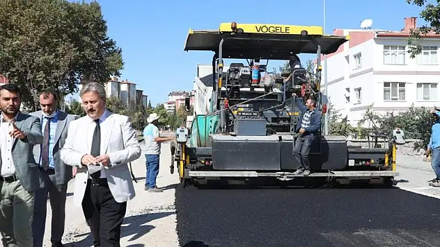 YENİLENEN KEYKUBAT MAHALLESİNDE ASFALT ÇALIŞMASI DEVAM EDİYOR