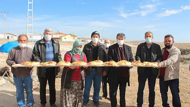 YEŞİLHİSAR BELEDİYE BAŞKANI HALİT TAŞYAPAN KIRSAL MAHALLE ZİYARETLERİNE DEVAM EDİYOR