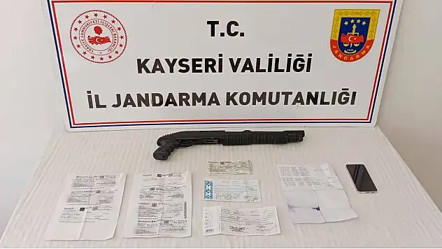 Yeşilhisar'da 'tefecilik' operasyonu: Çek ve tüfek ele geçirildi