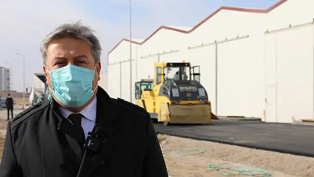 YEŞİLYURT MAHALLESİ'NDE YILIN SON BÜYÜK ASFALTI SERİLDİ