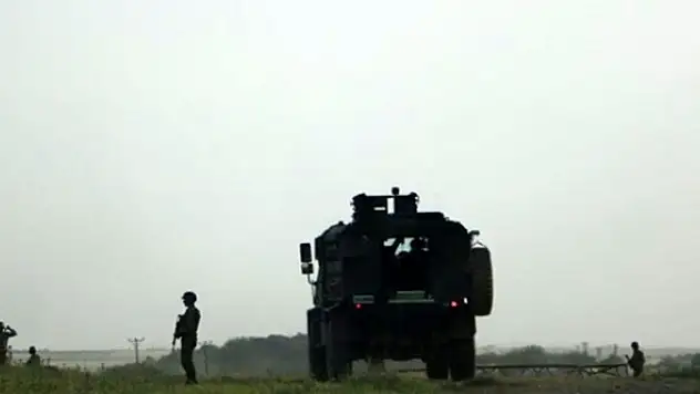 Yol kontrol noktasına hain saldırı: 2 askerimiz yaralandı