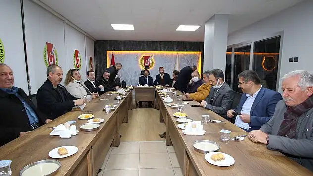 YOZGATLILAR FEDERASYONU ULUSAL VE YEREL BASIN TEMSİLCİLERİ İLE BİR ARAYA GELDİ