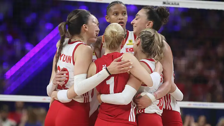 A Milli Kadın Voleybol Takımı, Almanya’yı 3-2 mağlup etti