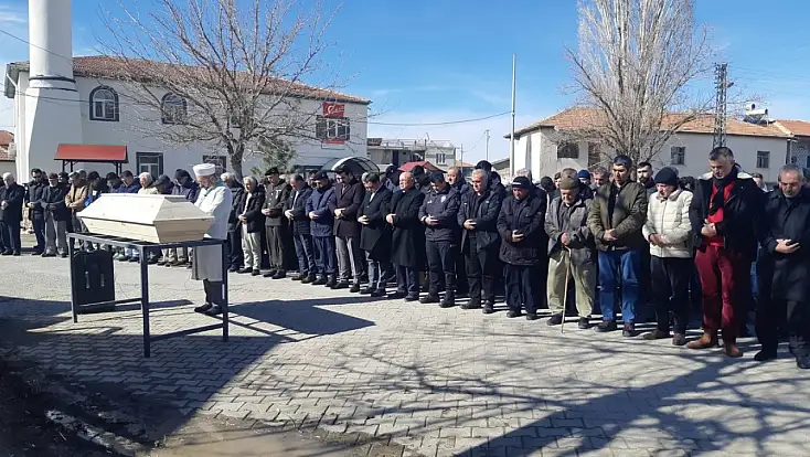 Almanya’da hayatını kaybeden Kıbrıs gazisi Kayseri’de son yolculuğuna uğurlandı