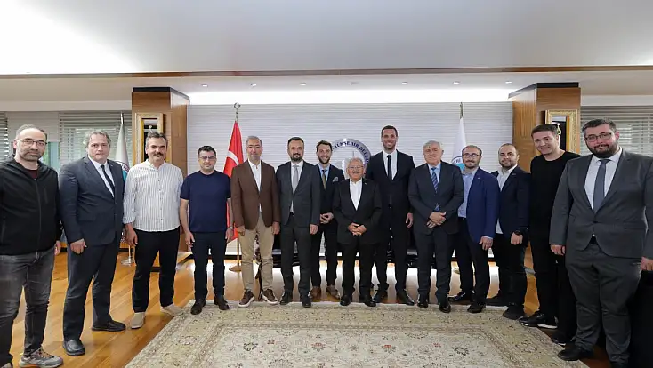 Başkan Büyükkılıç; Kayseri Turizm Ödülleri Komisyonu'nu ağırladı