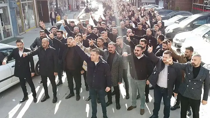 Başkan Yağmur’dan Ümit Özdağ’a sert çıkış: Onların yolu ümitsiz bir Ümit’in peşinde sürüklenenlerin yoludur