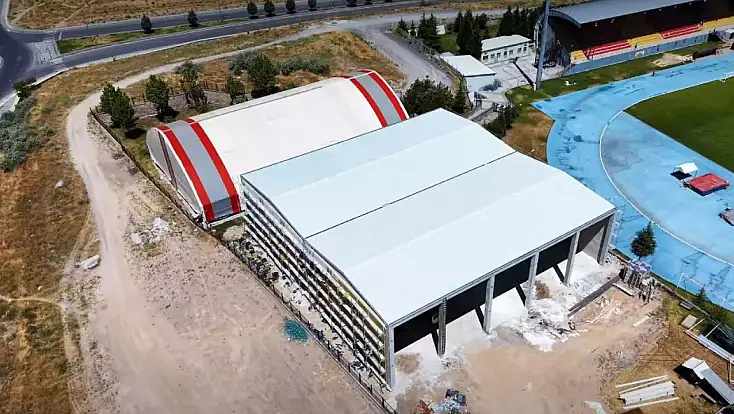 Çalışmalarda sona gelindi: Kayseri’ye 2 modern tenis kortu kazandırılıyor
