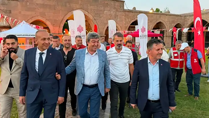 Dursun Ataş, İncesu'da toplu sünnet programına katıldı