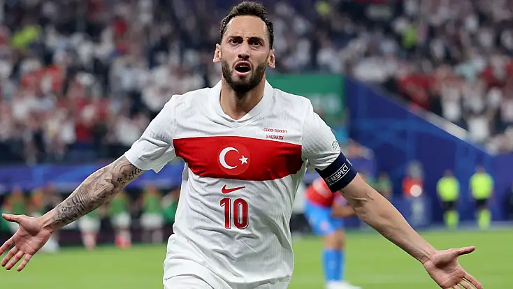 Hakan Çalhanoğlu’ndan duygusal veda mesajı: Sorumluluğu ben üstleniyorum