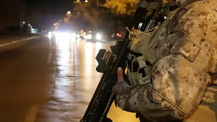 Kayseri’de organize suç örgütüne eş zamanlı operasyon: 9 gözaltı