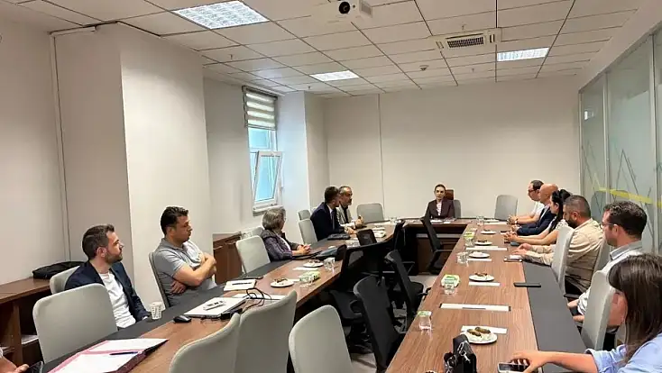 Kayseri Kent Konseyi'nden KAYÜ'ye işbirliği ziyareti