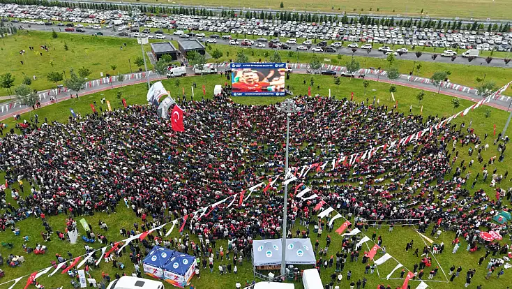 Kayseri milli takım için tek yürek oldu