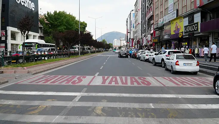 Kayseri'de yaya geçidi düzenlemesi: Amaç can güvenliğinin artırılması