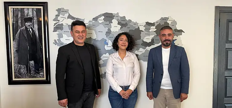 CHP Kayseri'de 3 merkez ilçeye yeni başkan atandı
