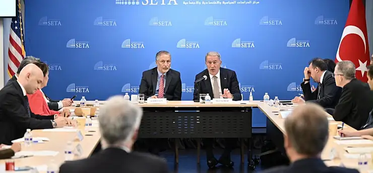 Hulusi Akar: Türkiye'nin milli menfaatlerini savunmak asli görevimizdir