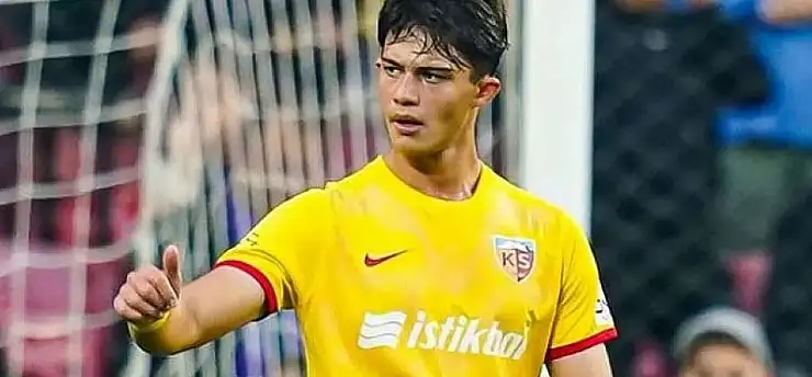 Kayra Cihan 3 yıl daha Kayserispor'da