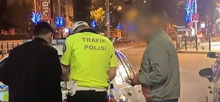 Kayseri'de cep telefonu denetimi: 302 sürücüye ceza
