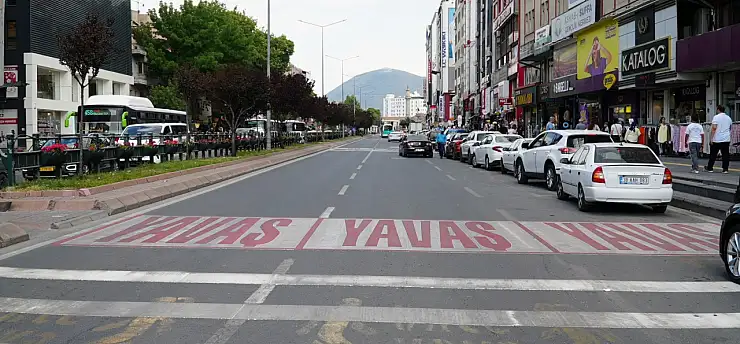 Kayseri'de yaya geçidi düzenlemesi: Amaç can güvenliğinin artırılması