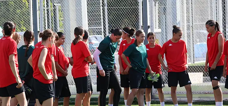 Kayseri Kadın FK ilk antrenmanını yaptı