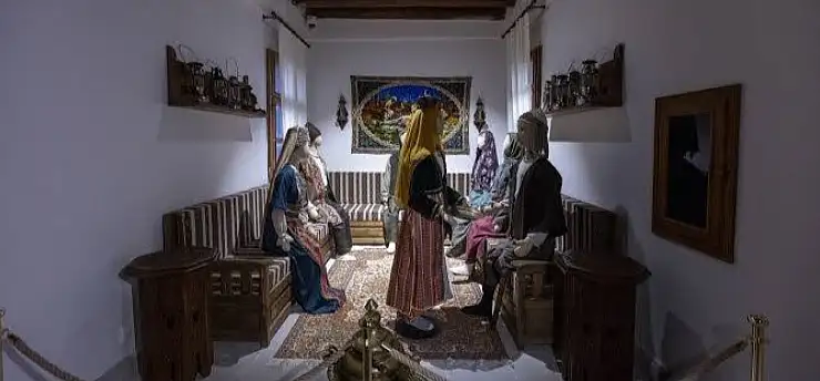 Koramaz Vadisi Müzesi'nde geleneksel evlilik kültürü ziyaretçilere anlatılıyor