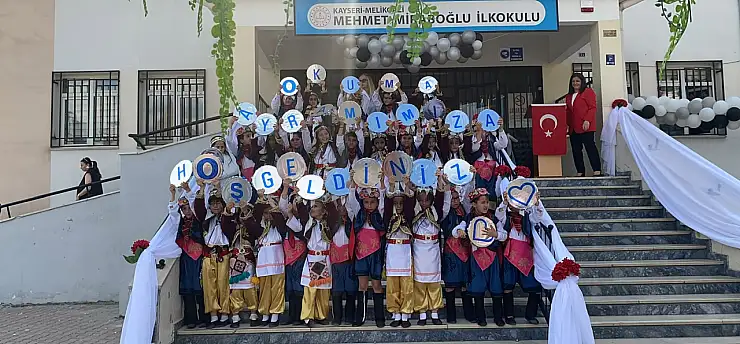 Mehmet Miraboğlu İlkokulu'nda 'Okuma Bayramı' heyecanı