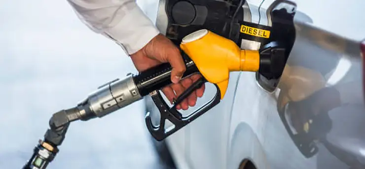 Motorinde büyük indirim kapıda: 4,88 TL'lik düşüş bekleniyor