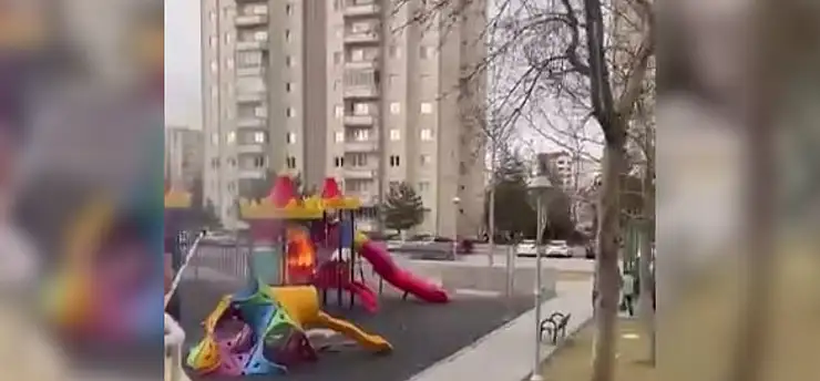 Parktaki kaydırağı ateşe veren 15 yaşındaki çocuk yakalandı