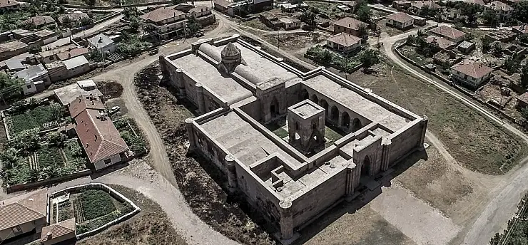 Tuzhisar Sultan Hanı: İpek Yolu'nun Selçuklu Mirası