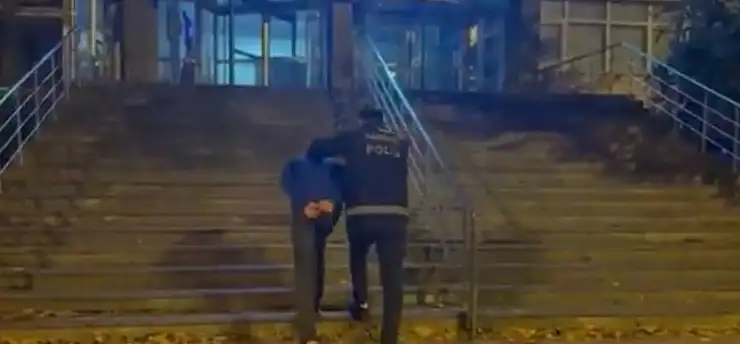 Uyuşturucu madde ticareti suçundan aranan şahıs yakalandı