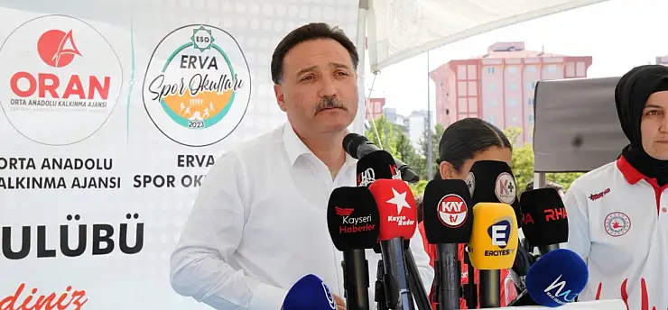 Vali Çiçek: Çocuklarımızı yalnızca vatana ve millete feda ederiz