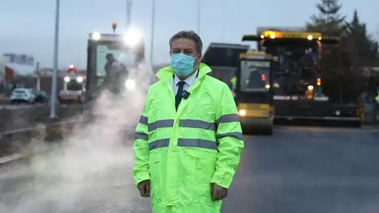 1 YILDA REKOR ASFALT YOL YAPAN MELİKGAZİ'DE ÇALIŞMALAR DEVAM EDİYOR