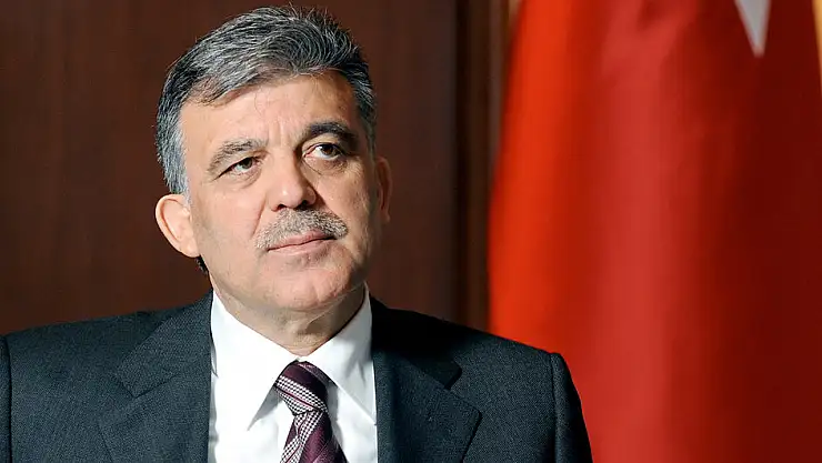 11'İNCİ CUMHURBAŞKANI GÜL'DEN 'MİLLİ BAYRAMLARA KATILMIYOR' İDDİALARINA YANIT