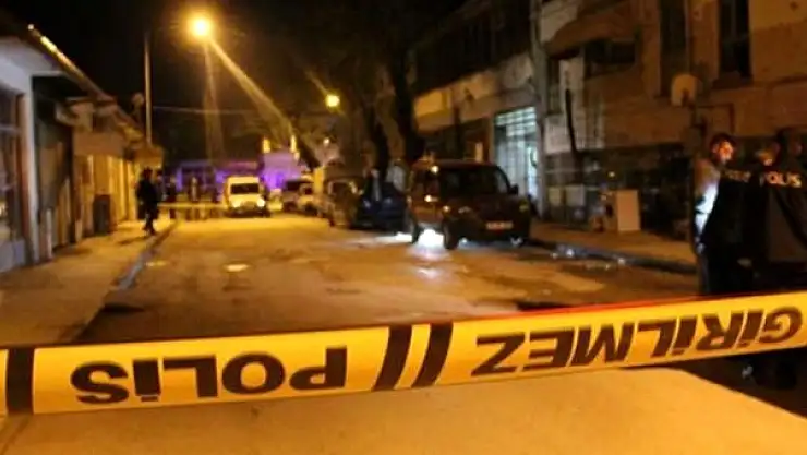 13 YAŞINDAKİ KIZ ÇOCUĞU DEDESİNİN ÇEKYATINDA ÖLÜ BULUNDU