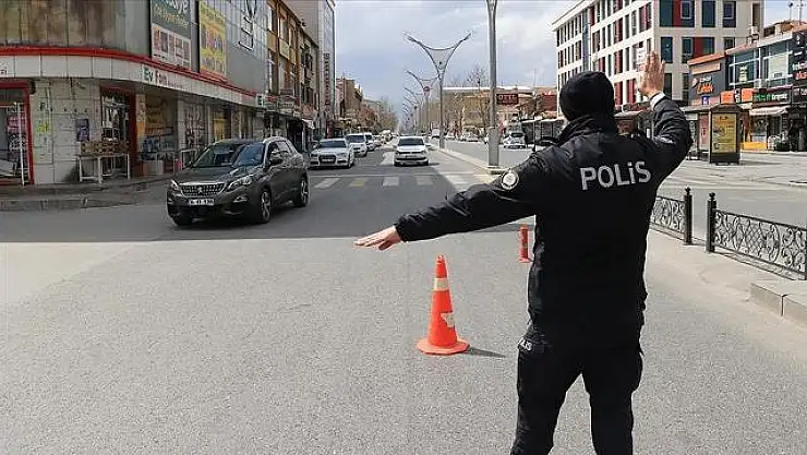 17 GÜNLÜK TAM KAPANMA, BİR HAFTA DAHA UZAYABİLİR