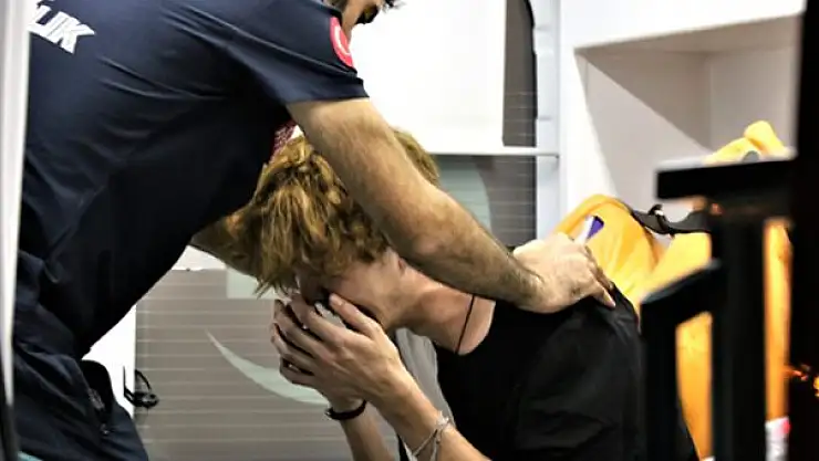 17 YAŞINDAKİ GENÇ,15 YAŞINDAKİ ARKADAŞINI ÖLDÜRDÜ