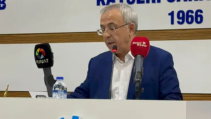 '2025'TE TÜRKİYE EKONOMİSİ VE ANADOLU SANAYİSİNİN YÖN ARAYIŞI' PANELİ GERÇEKLEŞTİRİLDİ