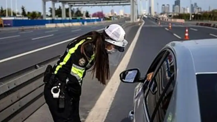 24 İLDE GİRİŞ- ÇIKIŞ KISITLAMASI UZATILDI