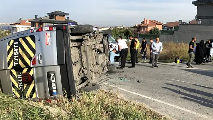 OKUL SERVİSİ TAKLA ATTI: 14 YARALI