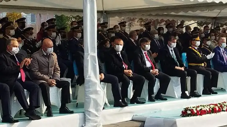 29 EKİM CUMHURİYET BAYRAMI'NIN 98. YILI KAYSERİ'DE COŞKUYLA KUTLANDI